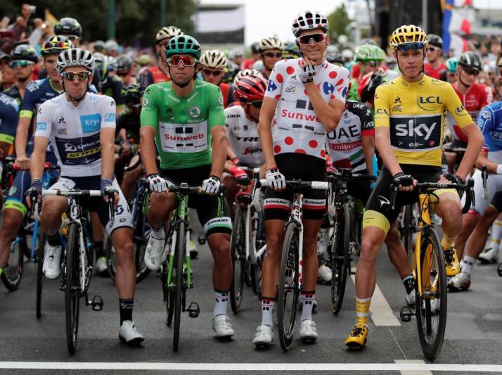 Cycling - The 104th Tour de France cycling race